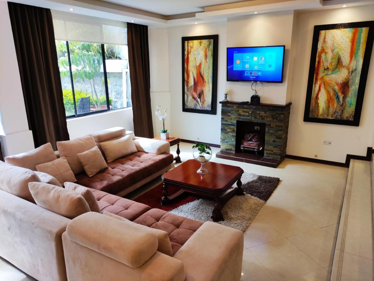 Hospedaje En Quito Norte, Apartamento & Suite Independientes Bagian luar foto