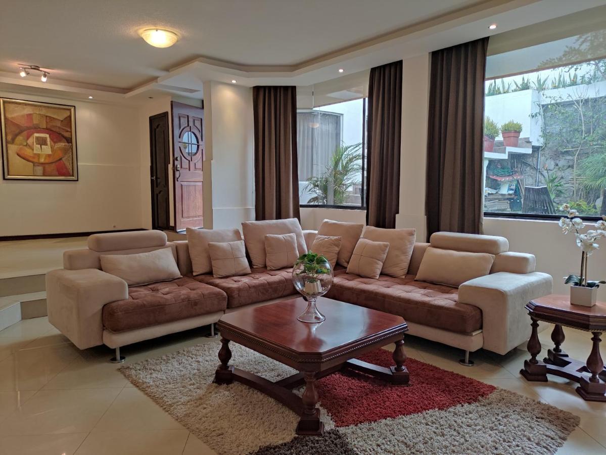 Hospedaje En Quito Norte, Apartamento & Suite Independientes Bagian luar foto