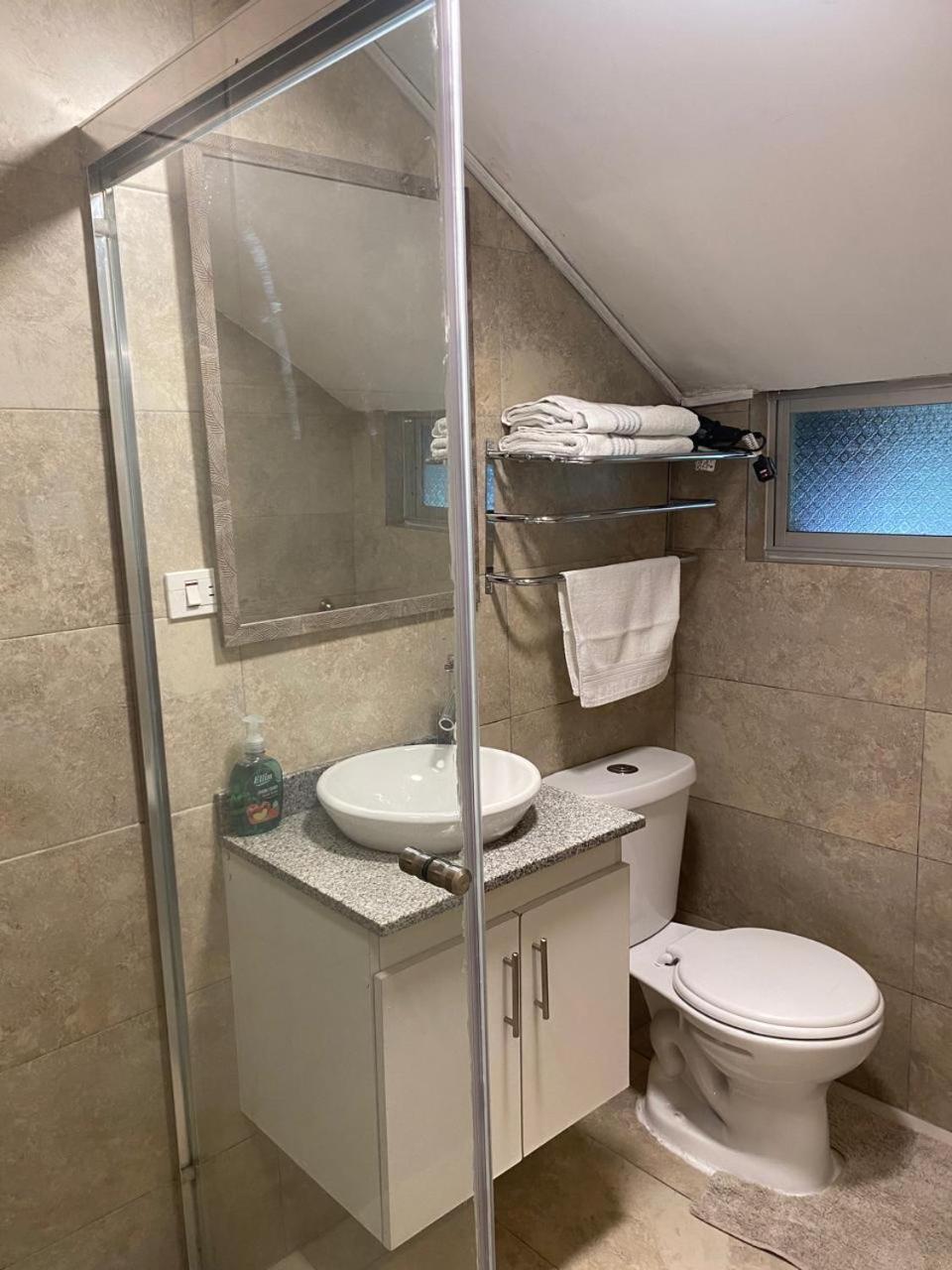 Hospedaje En Quito Norte, Apartamento & Suite Independientes Bagian luar foto