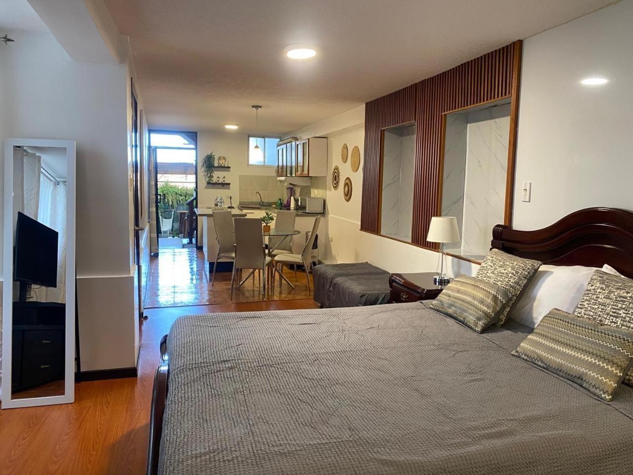 Hospedaje En Quito Norte, Apartamento & Suite Independientes Bagian luar foto