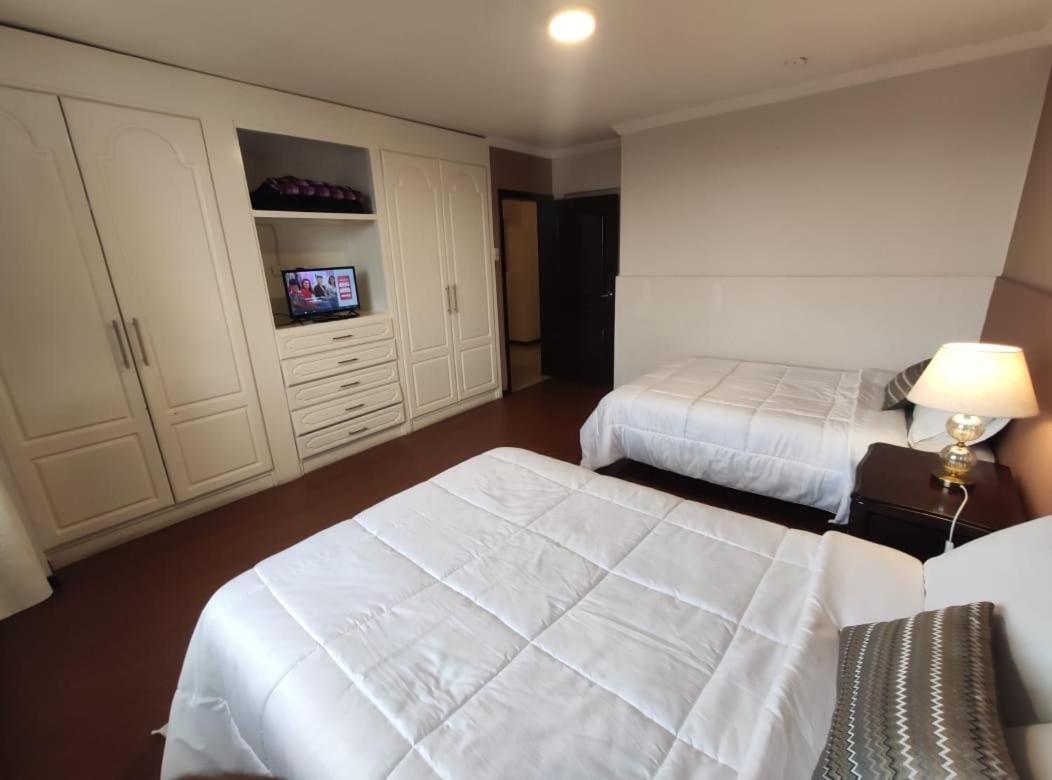 Hospedaje En Quito Norte, Apartamento & Suite Independientes Bagian luar foto